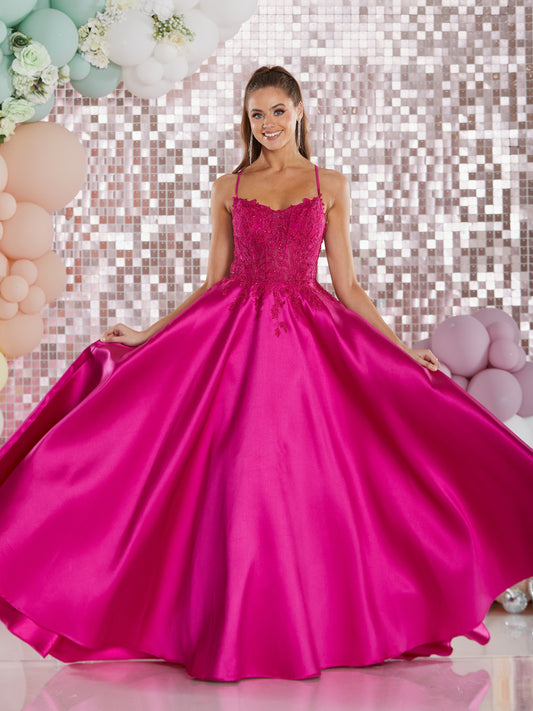 Our tips for choosing your perfect prom dress! ❤️