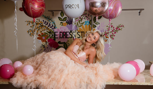 How to know what size is best when trying on prom dresses…