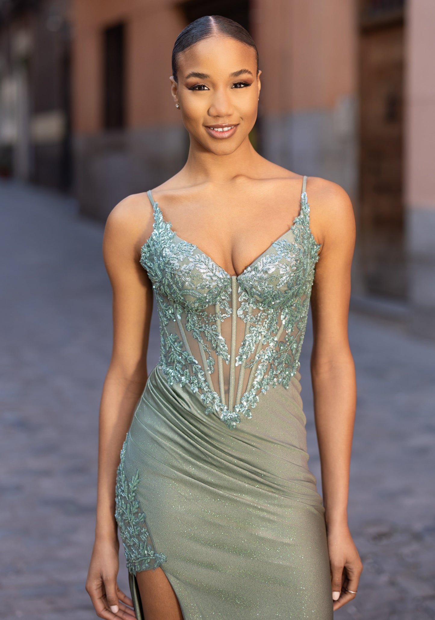 Christian Koehlert 1061 Glitter Sage Green
