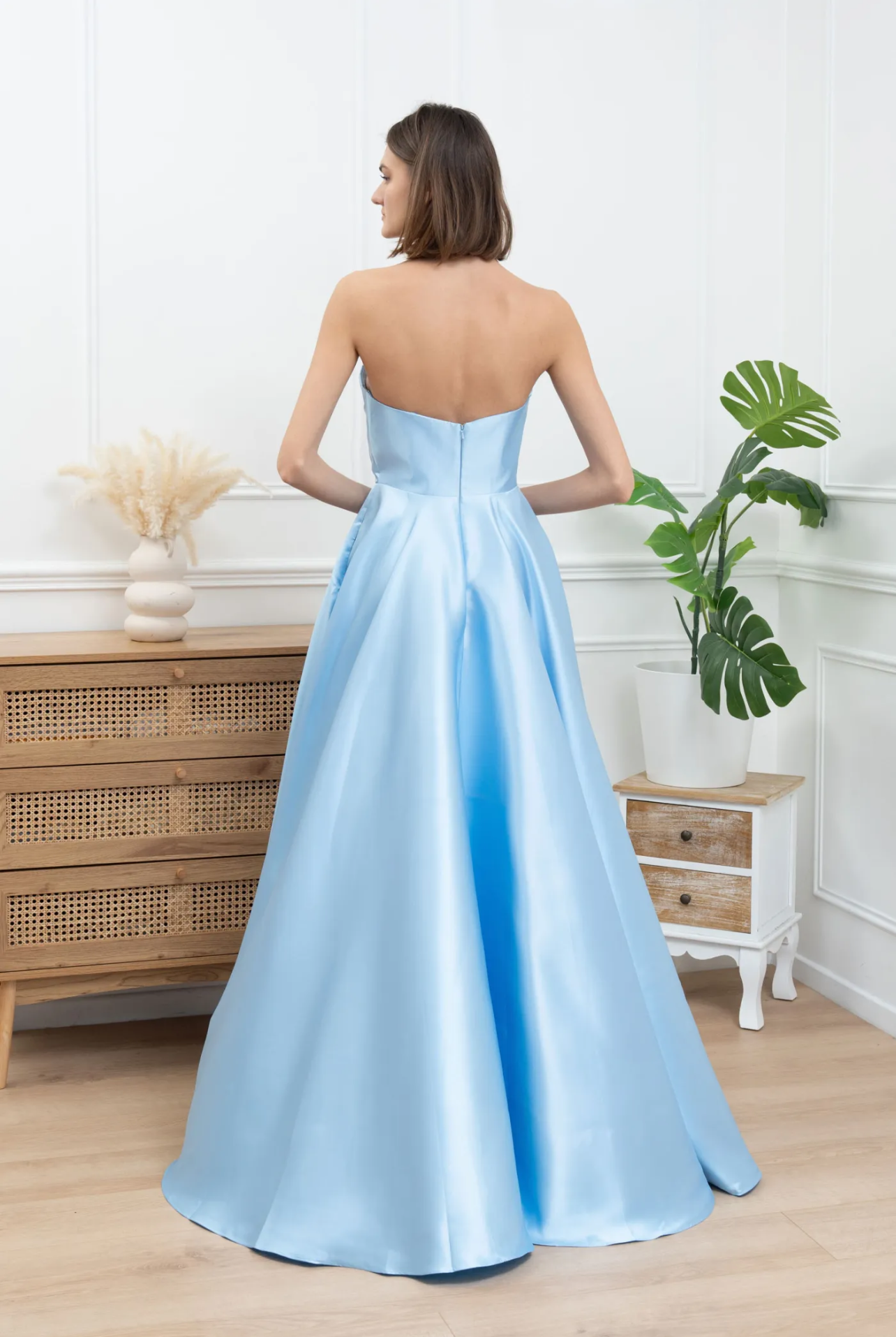 F&P 835073 Light Blue