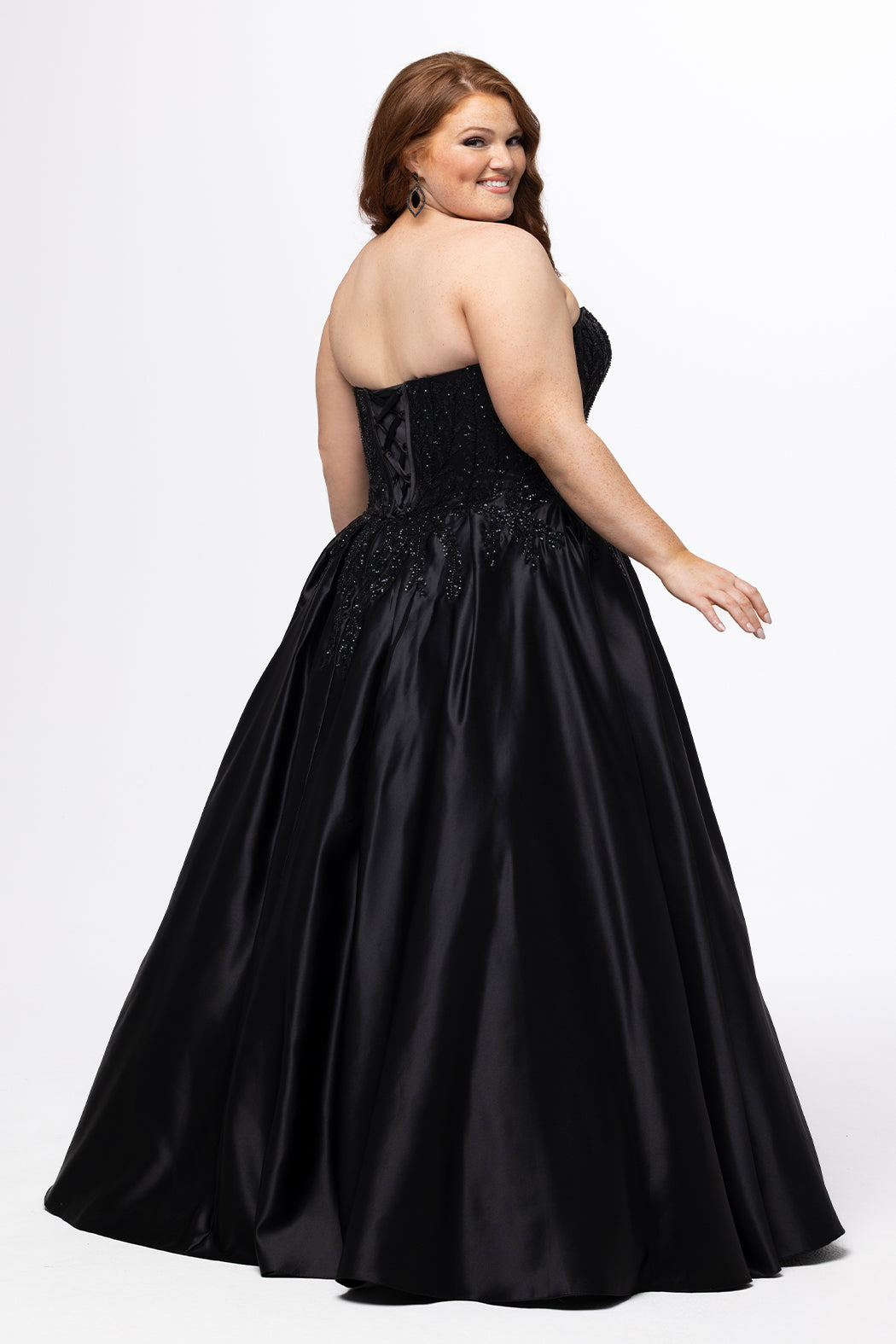 Sydney's Closet UK2603 Black