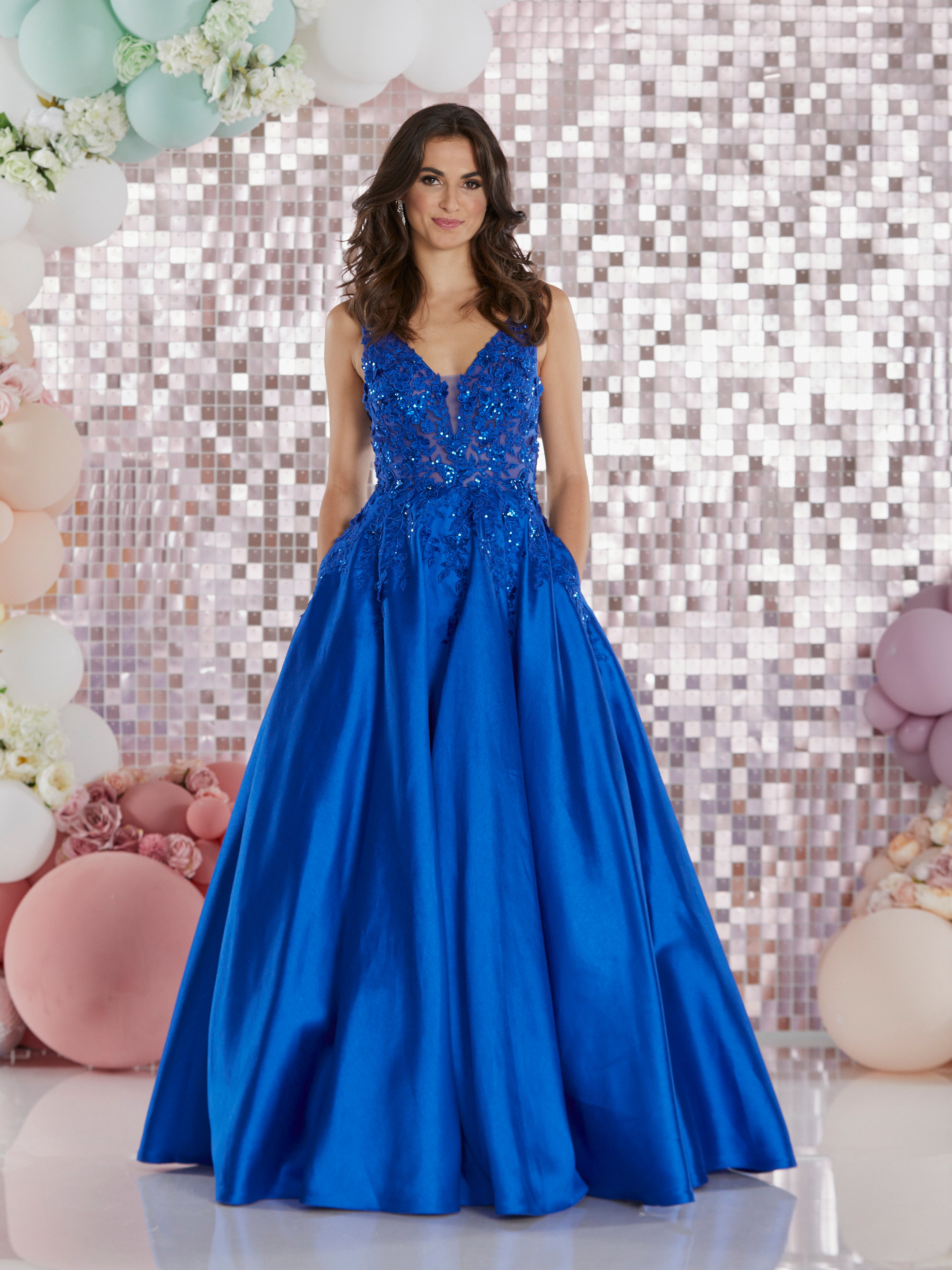 Tiffany and co prom on sale dresses