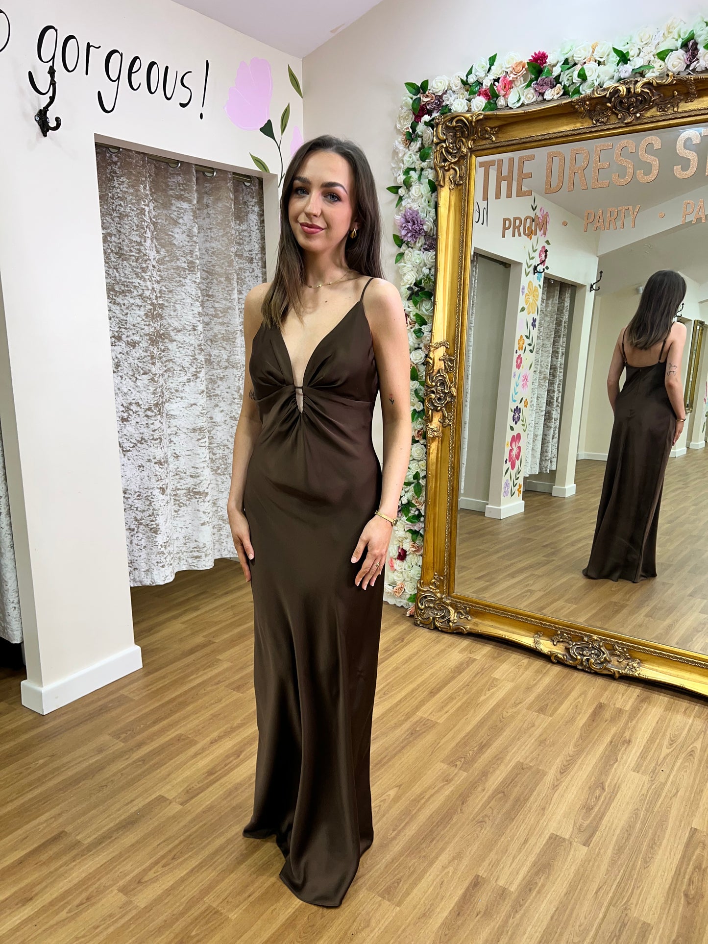 15766 Chocolate Brown