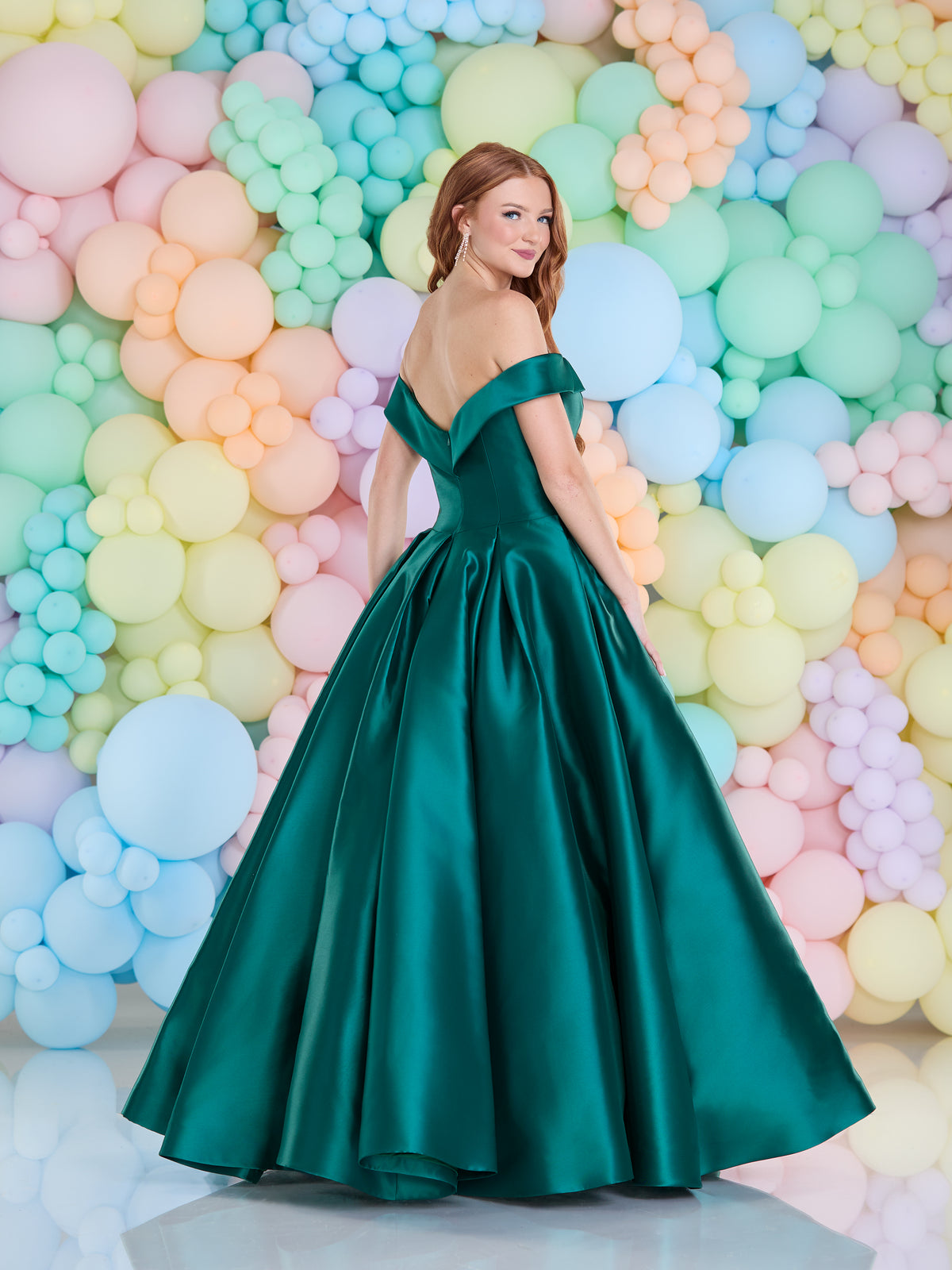 Tiffany's Prom Nya Hunter